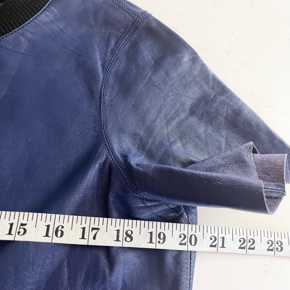 Trina Turk Lamb Leather Short Sleeve Pullover Top Blue Women's Size Medium - Picture 5 of 9